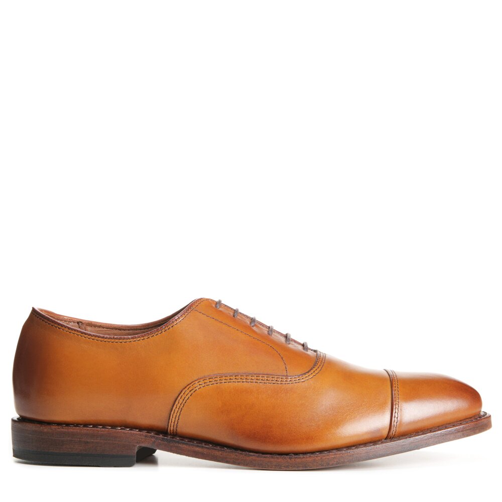 Allen edmonds 2024 park avenue walnut